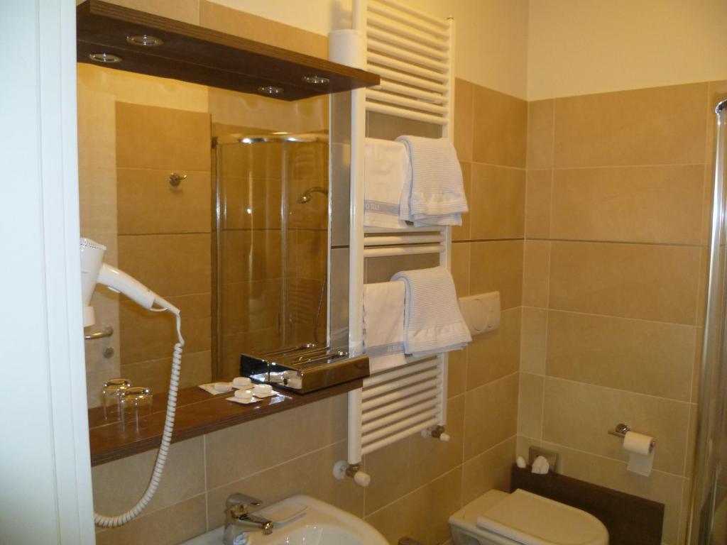 奥尔伯格苏乐酒店 马里亚诺科门塞 客房 照片